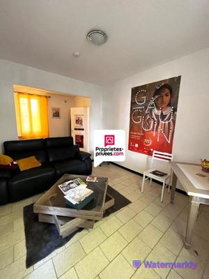 Propriété - 135 m² - 6 pièces