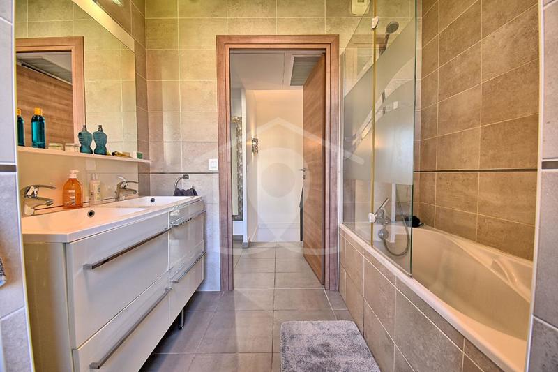 Villa - 94 m² - 4 pièces