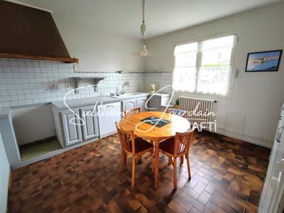 Maison - 117 m² - 7 pièces