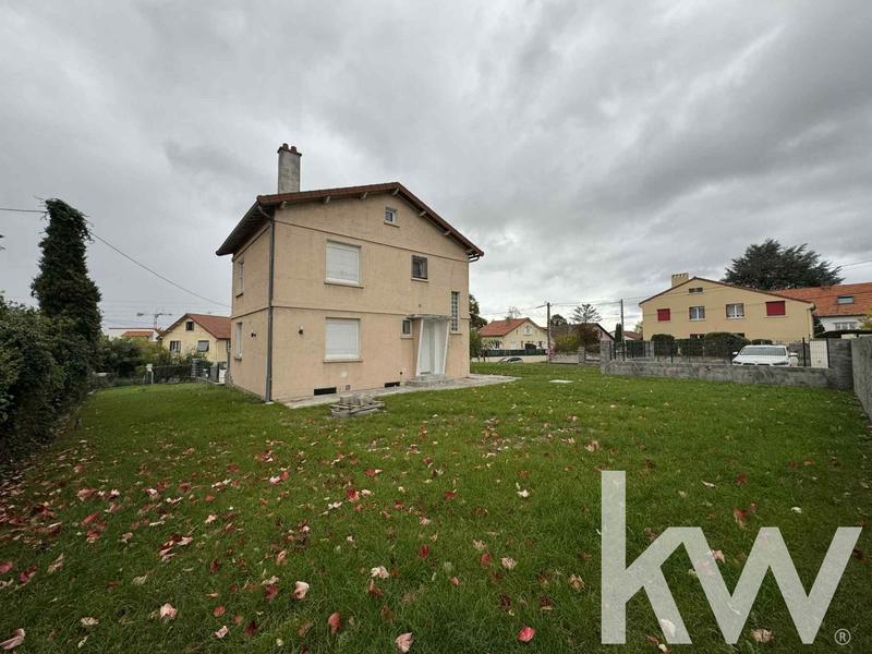 Maison - 100 m² - 4 pièces