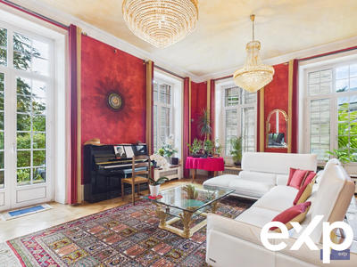 Appartement - 314 m² - 10 pièces