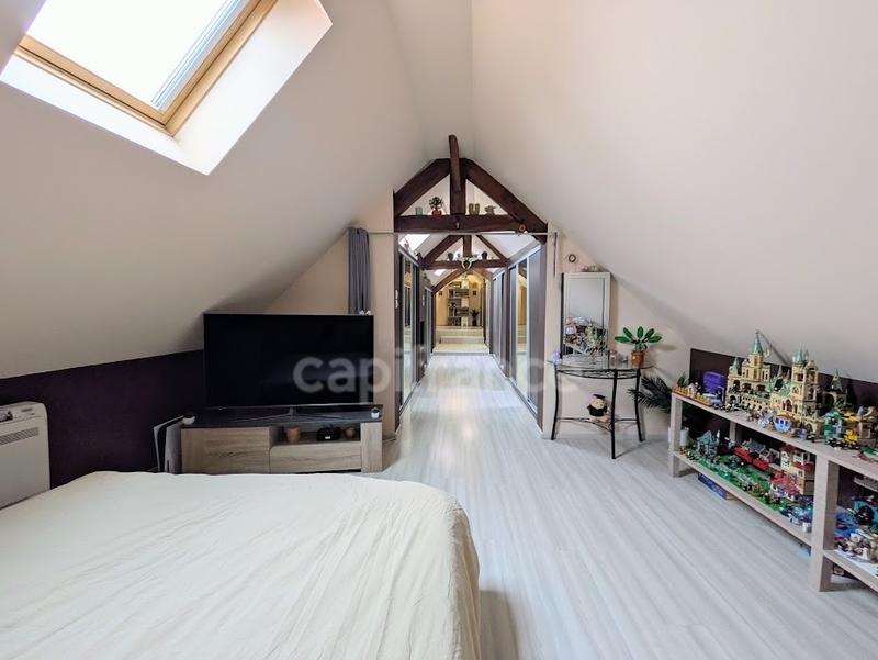 Maison - 424 m² - 14 pièces