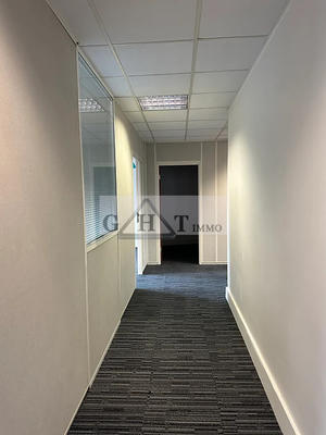 Bureau - 310 m²