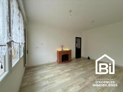 Maison en pierre - 100 m² - 4 pièces