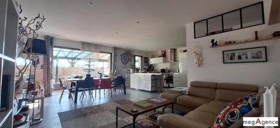 Maison - 145 m² - 7 pièces