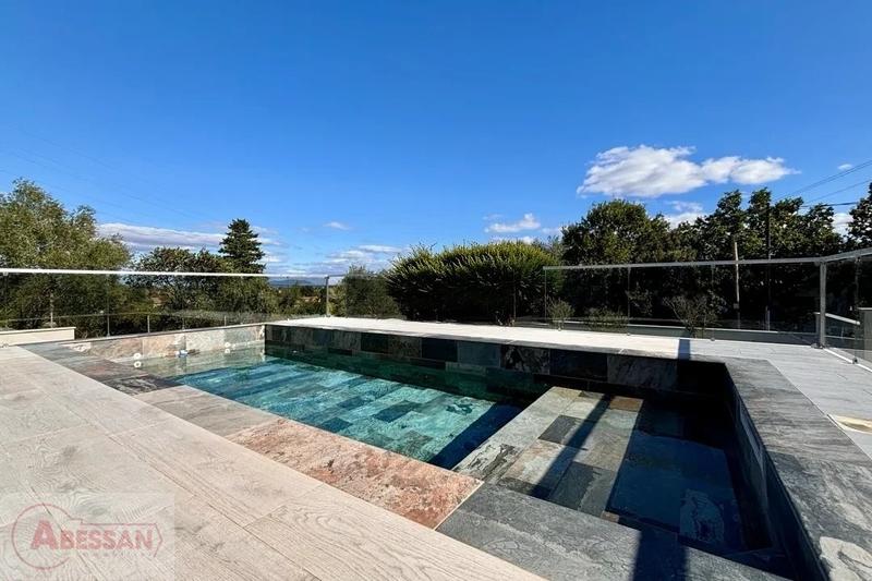 Villa - 136 m² - 5 pièces