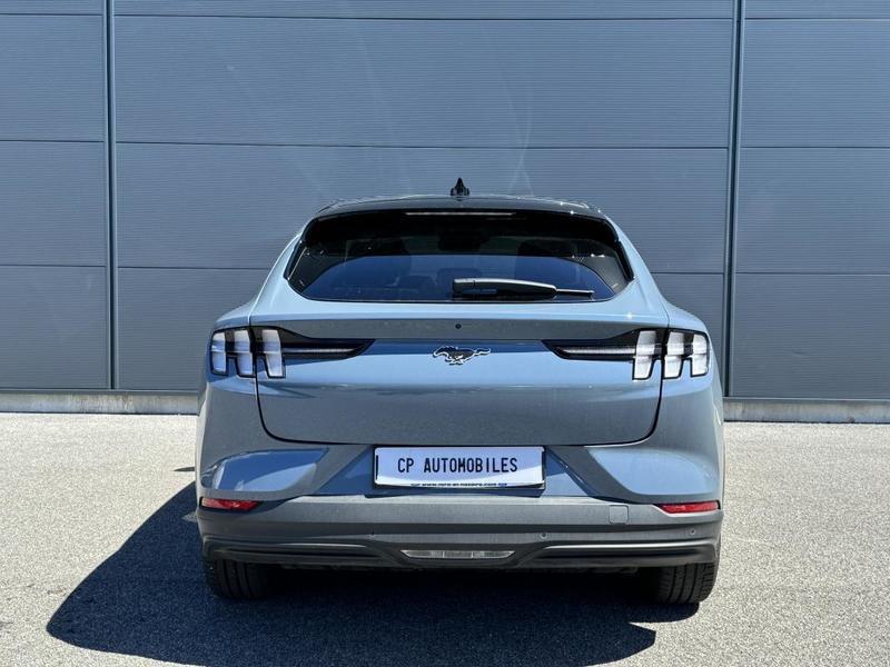Ford Mustang Mach-E 76 Kw 269 Ch Standard Range / Pack Techno Plus Bleu Vapor