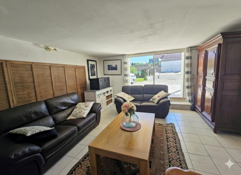 Maison - 218 m² - 6 pièces