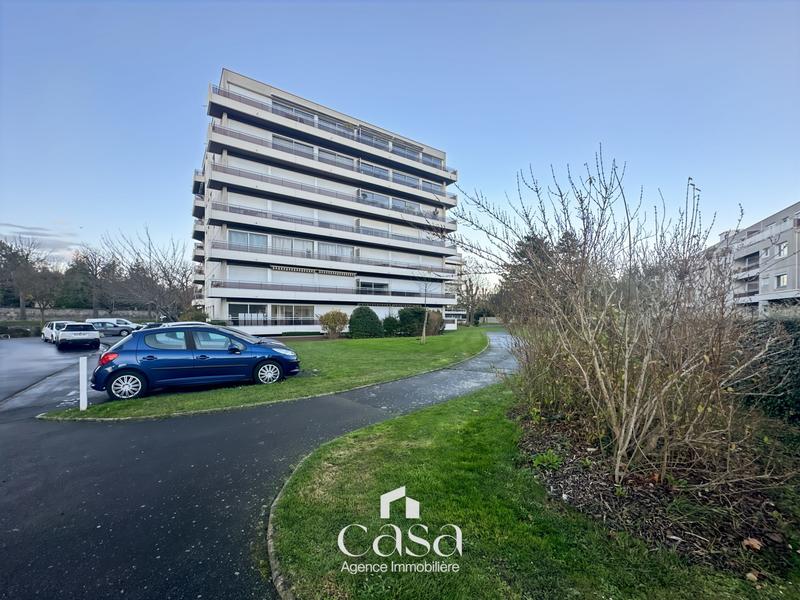 Appartement - 88 m² - 5 pièces