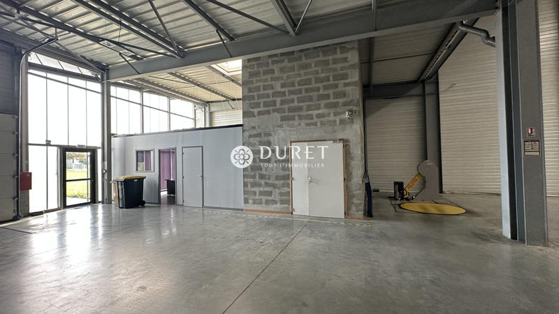 Local d'activités - 1 100 m²