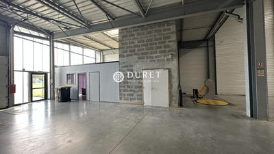 Local d'activités - 1 100 m²