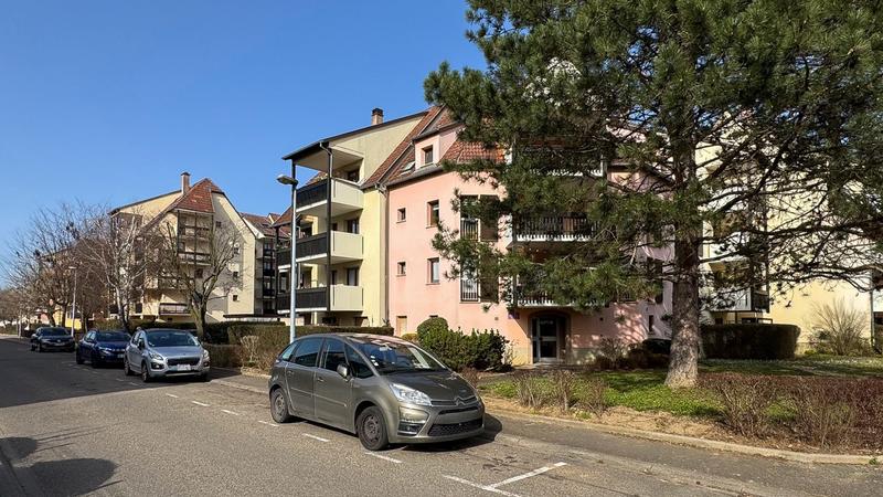 Appartement - 95 m² - 5 pièces