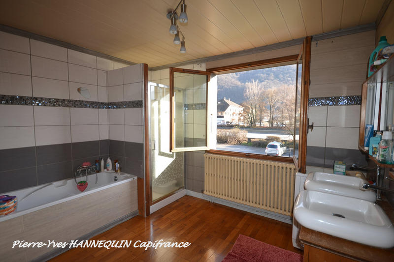 Maison - 152 m² - 6 pièces