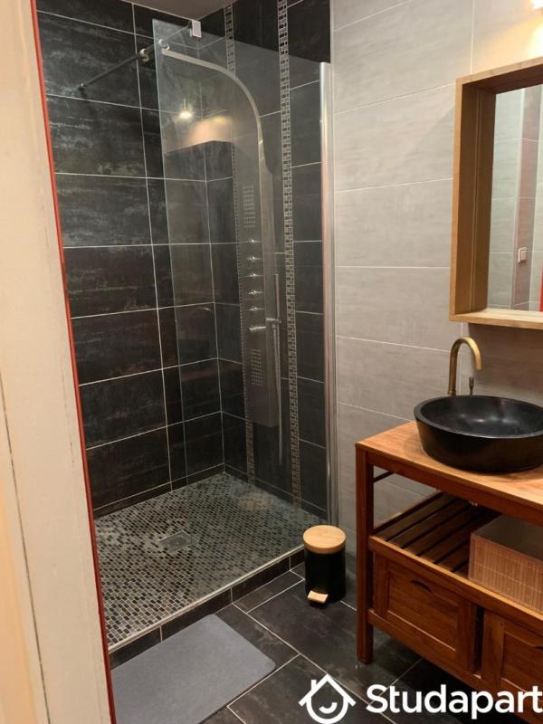 Chambre - 15 m² - 1 pièce