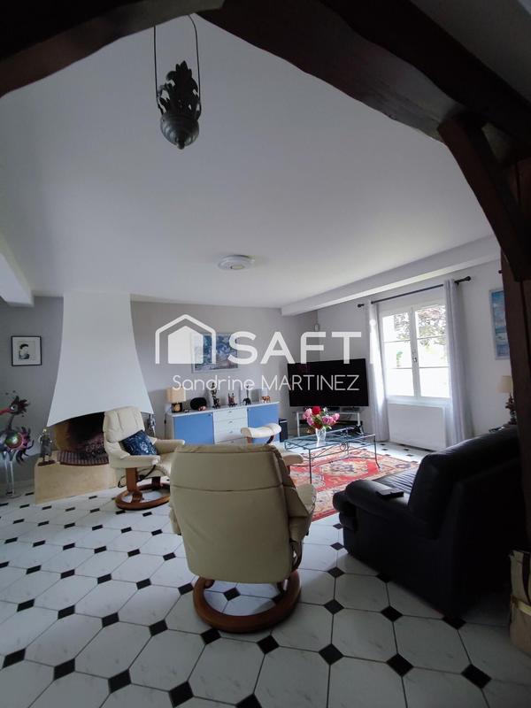 Maison - 140 m² - 6 pièces