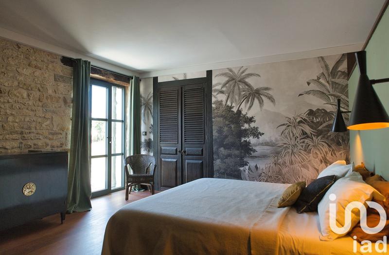 Maison - 460 m² - 10 pièces