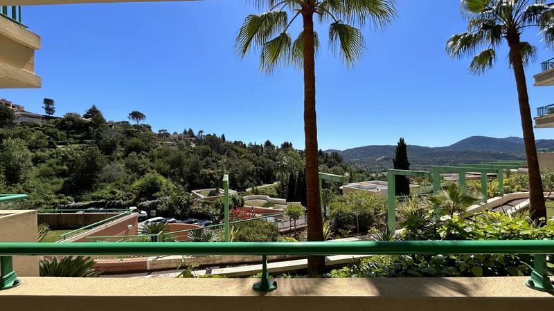 Appartement - 145 m² - 4 pièces