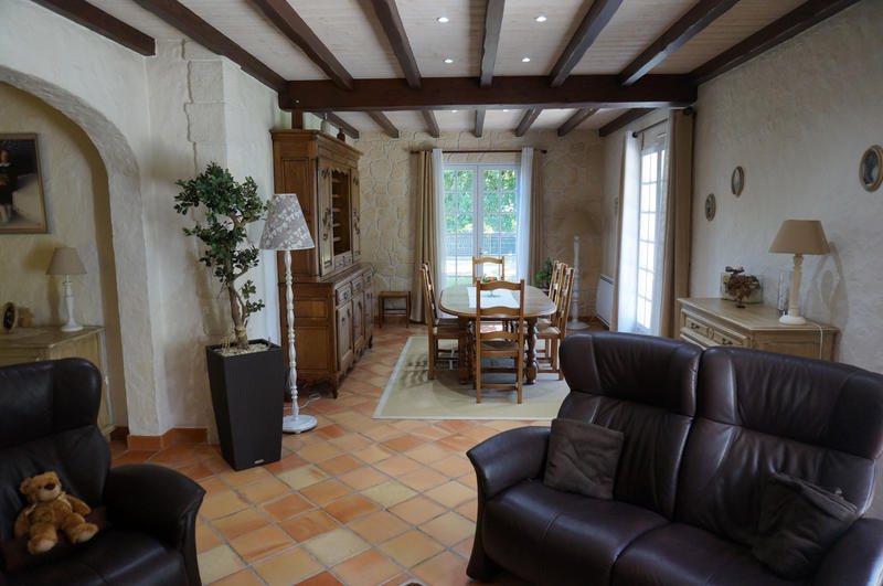 Maison - 150 m² - 6 pièces