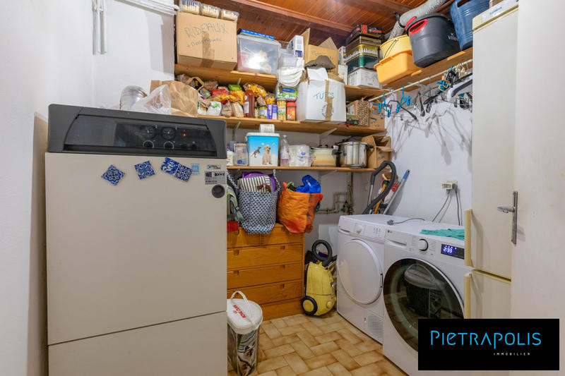 Maison - 186 m² - 7 pièces