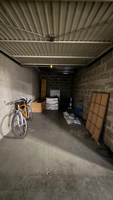 Parking / Garage - 12 m²