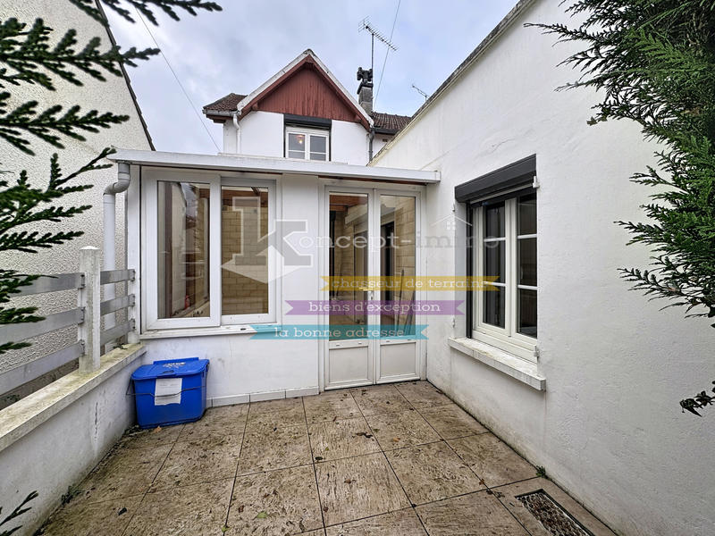 Maison - 95 m² - 4 pièces