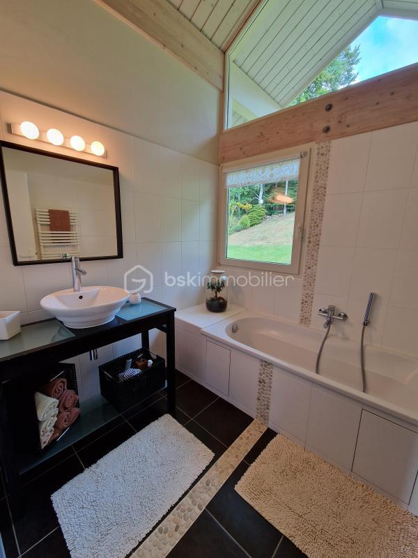 Maison - 151 m² - 7 pièces