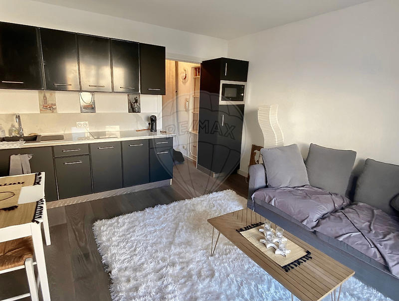 Studio - 27 m² - 1 pièce