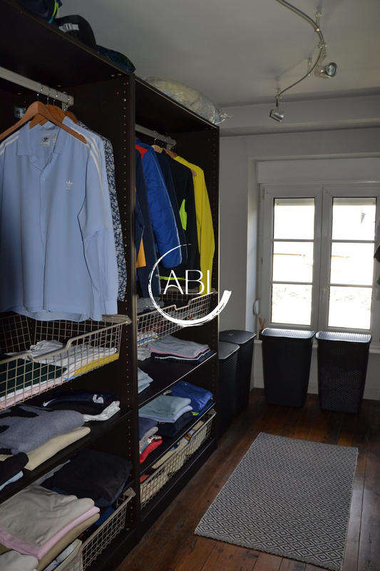 Maison - 160 m² - 8 pièces