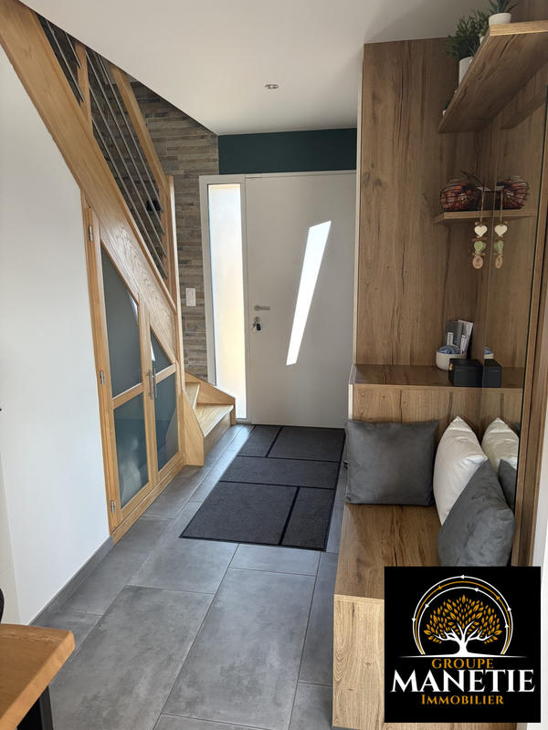 Maison - 115 m² - 6 pièces