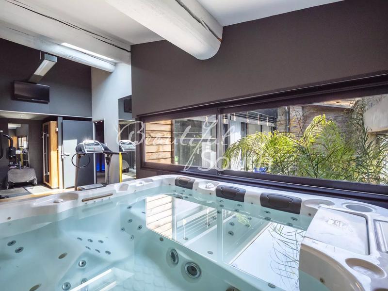 Maison de village - 202 m² - 5 pièces