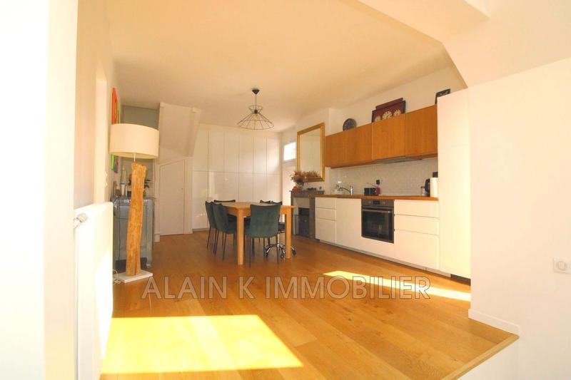 Maison - 102 m² - 6 pièces