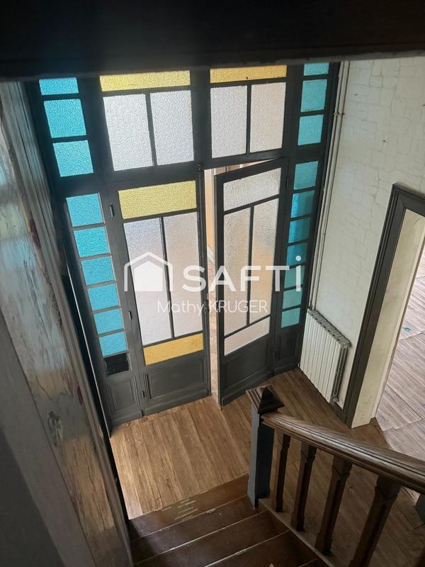 Maison - 257 m² - 8 pièces