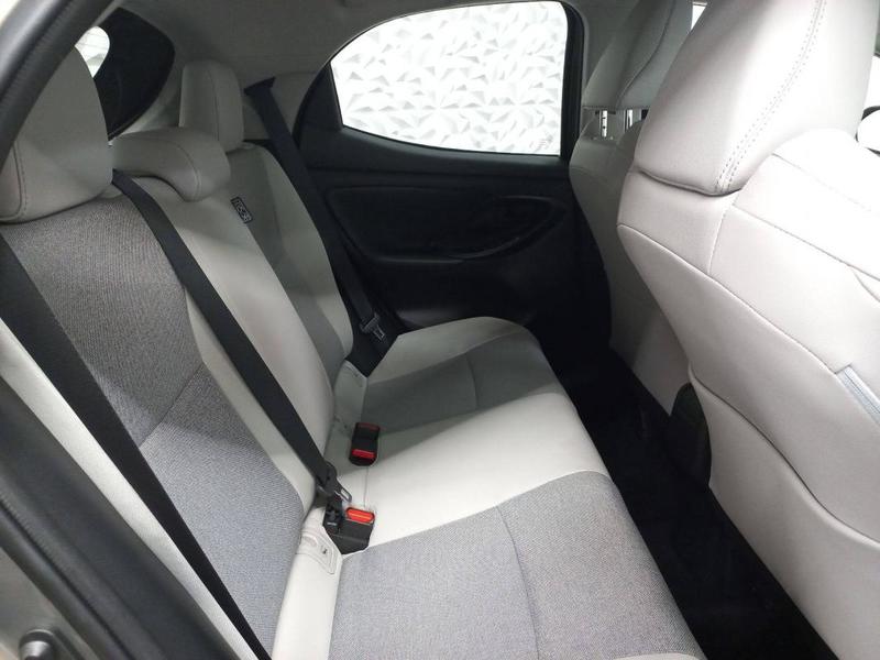 Toyota Yaris Hybride My22 116h Iconic