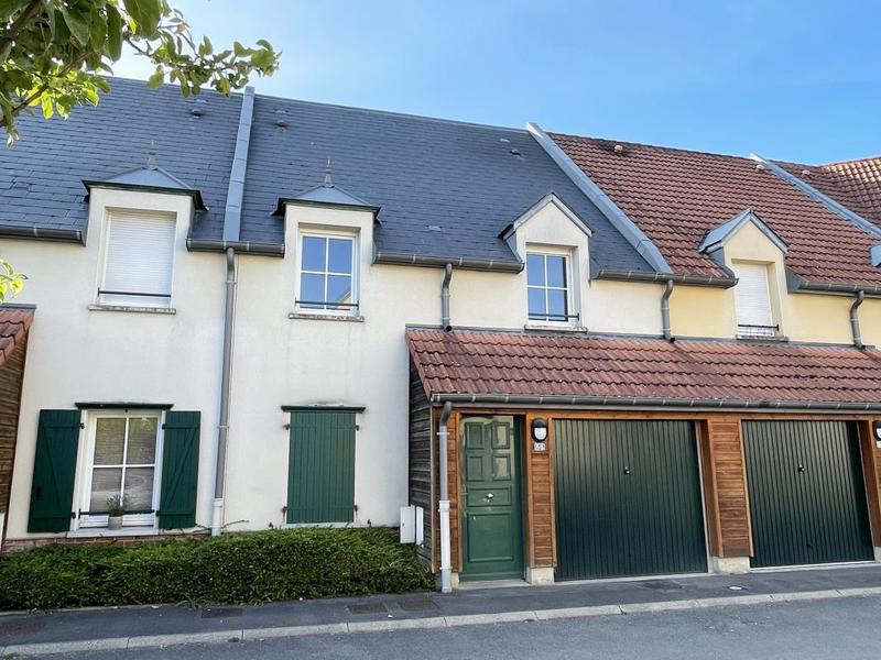 Maison - 101 m² - 5 pièces