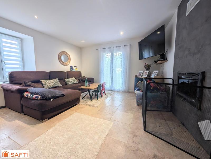 Maison - 80 m² - 5 pièces