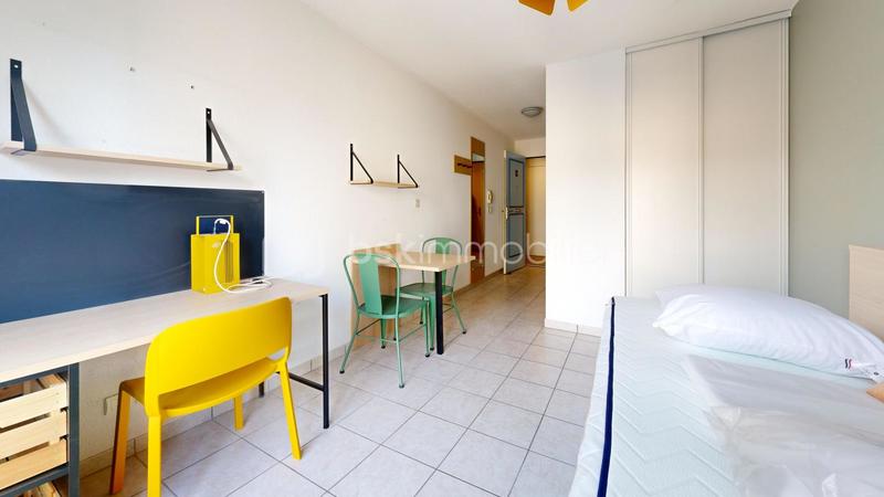 Studio - 18 m² - 1 pièce