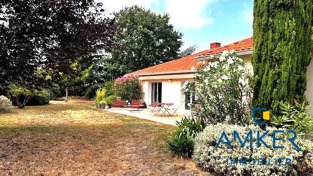 Maison - 181 m² - 7 pièces