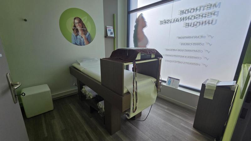 Local commercial - 74 m² - 8 pièces