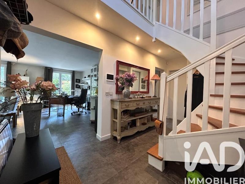 Maison - 162 m² - 6 pièces