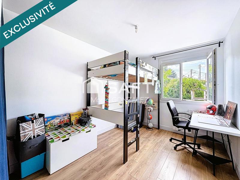 Maison - 90 m² - 5 pièces