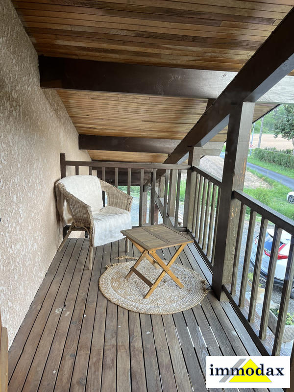 Maison traditionnelle - 250 m² - 6 pièces