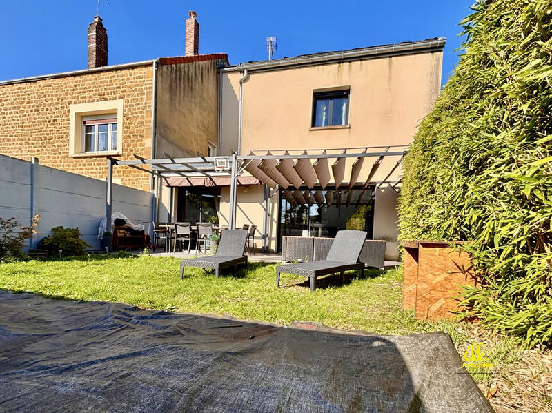 Maison - 179 m² - 7 pièces