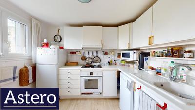 Appartement - 80 m² - 3 pièces