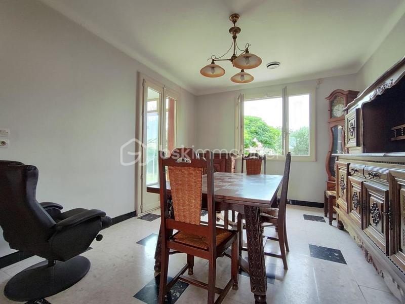 Maison - 98 m² - 6 pièces