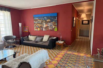 Maison - 272 m² - 6 pièces