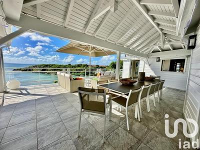 Maison - 250 m² - 8 pièces