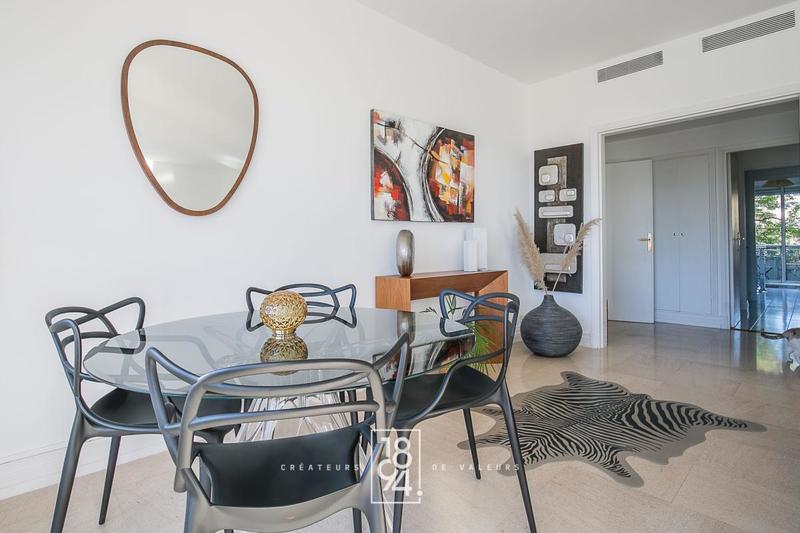 Appartement - 94 m² - 3 pièces