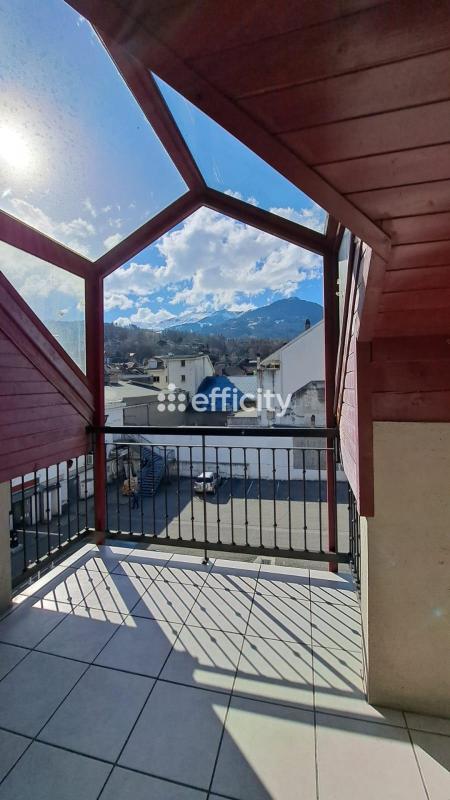 Duplex - 93 m² - 4 pièces