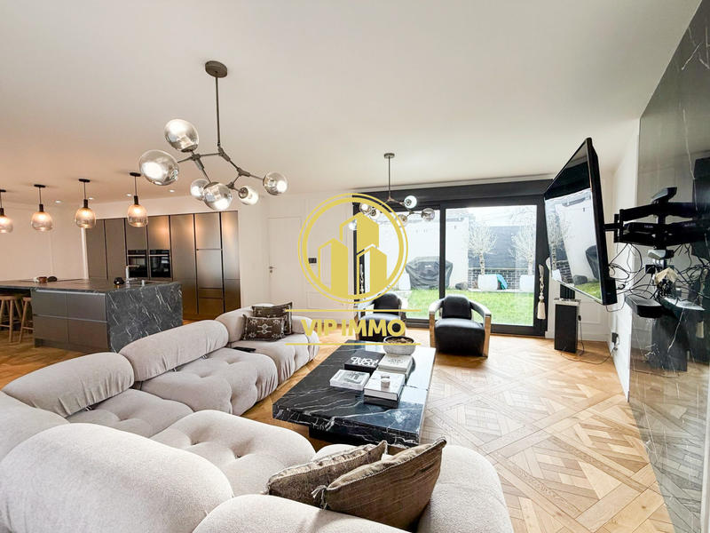 Maison - 125 m² - 6 pièces