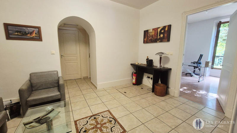 Bureau - 18 m² - 1 pièce